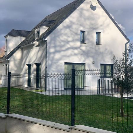 Maison Recente Tres Spacieuse Forges-les-Bains Eksteriør billede
